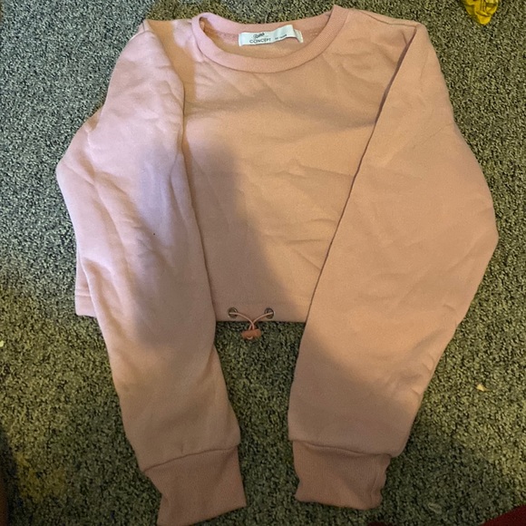 Sweaters - Cropped crew neck